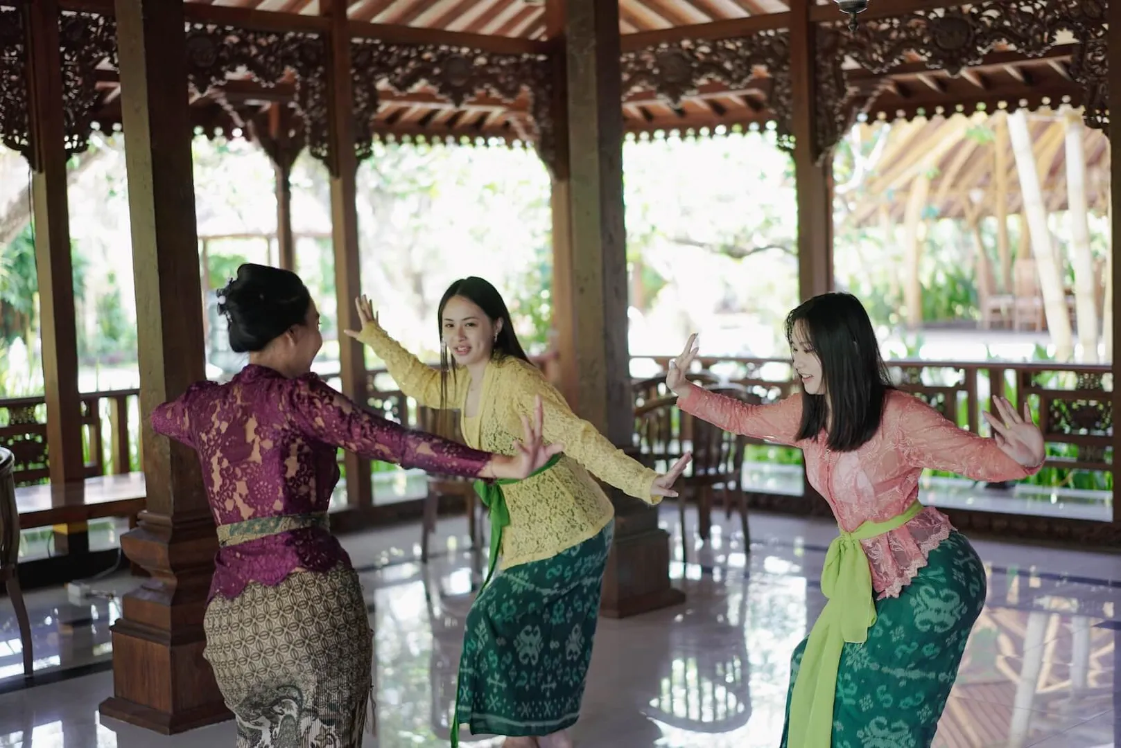 Balinese Traditional Dance Class
