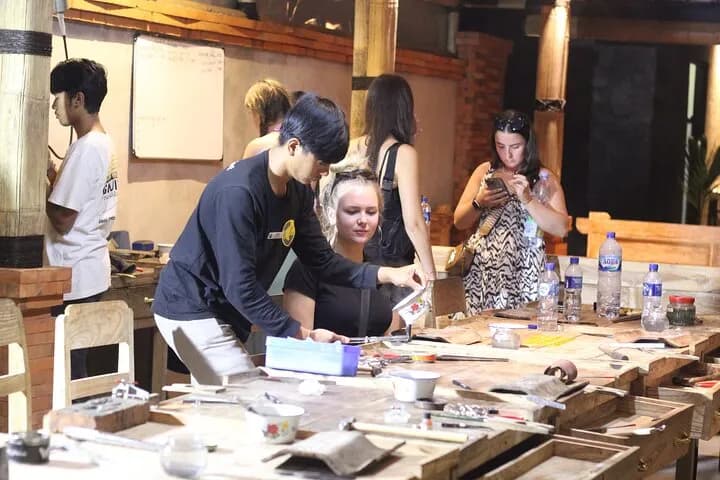 Batik & Silver Making Workshop - Image 2