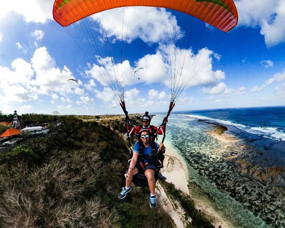 Bali Paragliding - Tandem Flight Over Ocean - Image 4